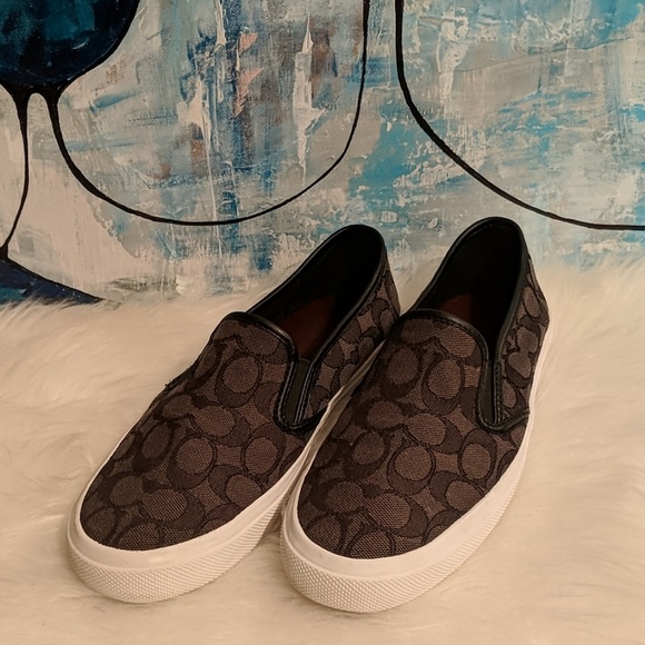 Coach Shoes - Woman's Coach Chrissy Size 9